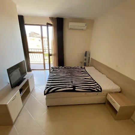 Cozy Studio In Sunny Beach Апартамент Слънчев бряг