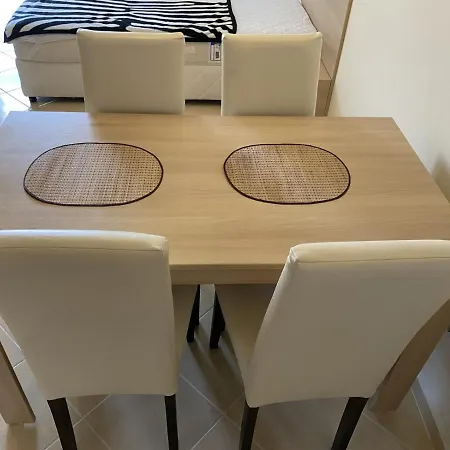 Апартамент Cozy Studio In Sunny Beach